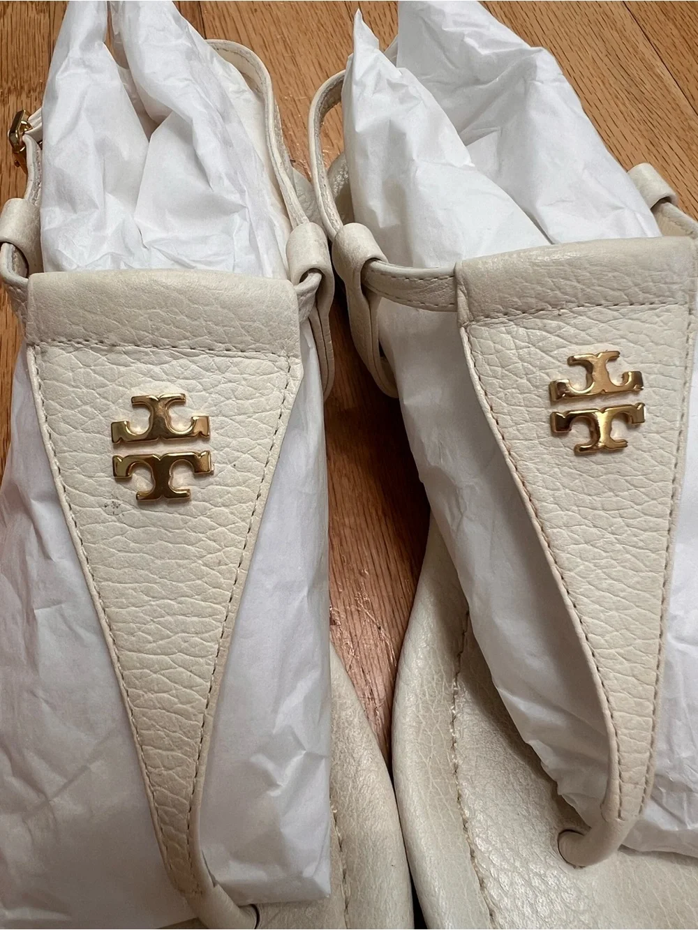 Tory Burch Britton White Leather Logo Thong Sandals with Gold Hardware